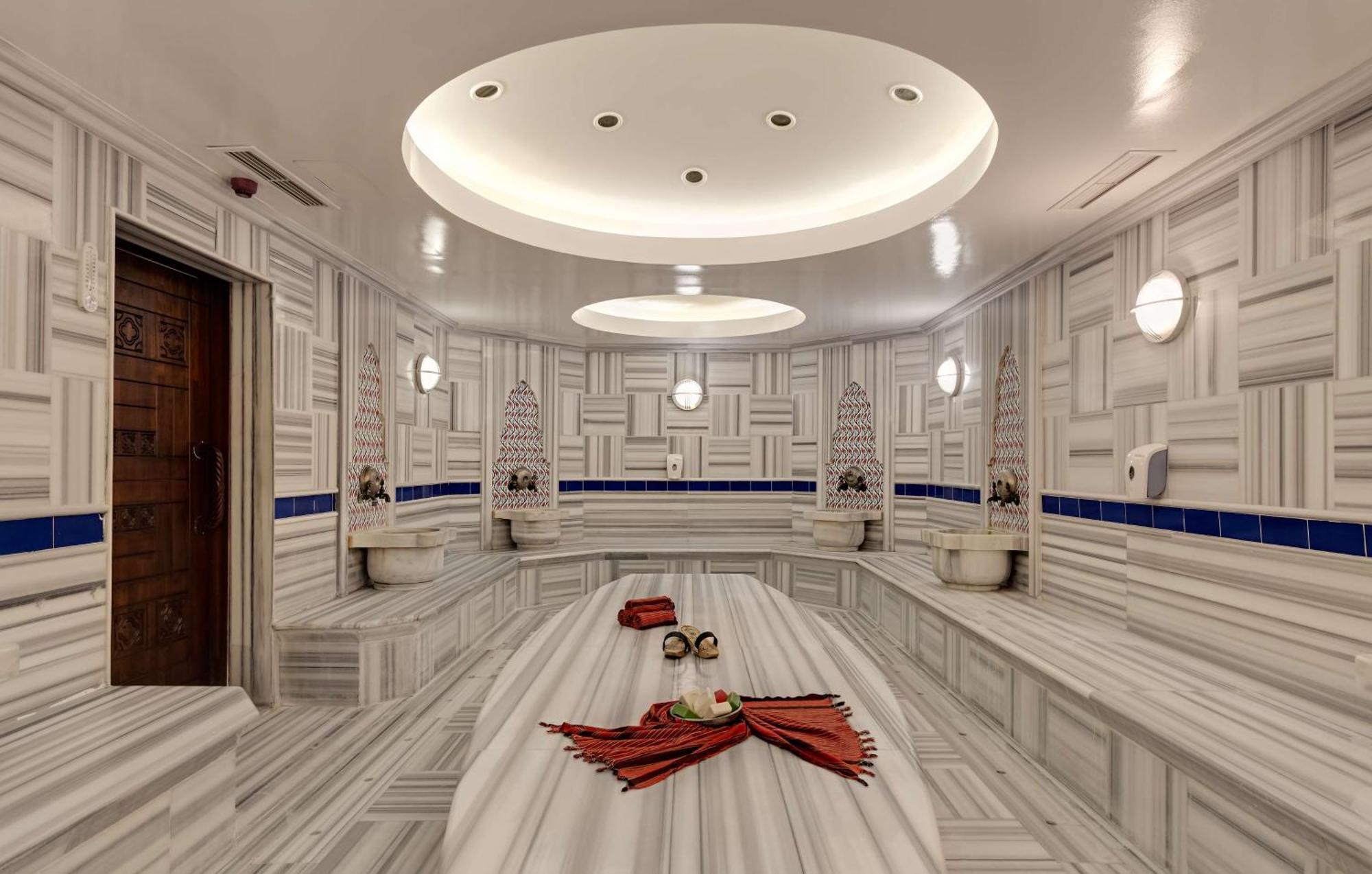 Doubletree By Hilton Van Exterior foto