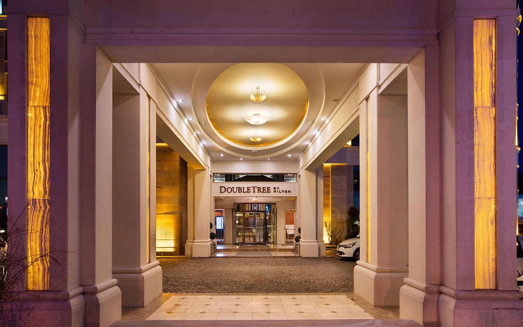 Doubletree By Hilton Van Exterior foto